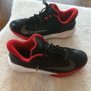 Men’s Nike sneakers